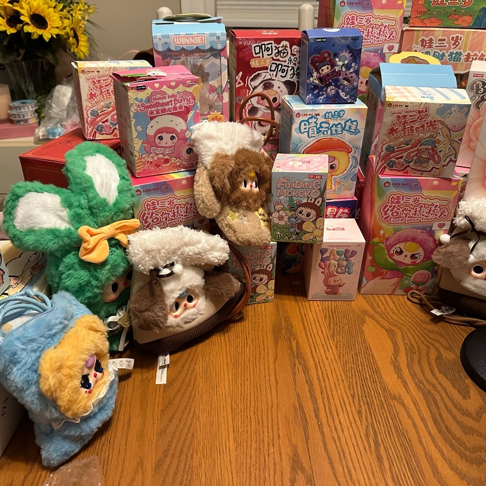 BB3 and Labubu plush stuffies